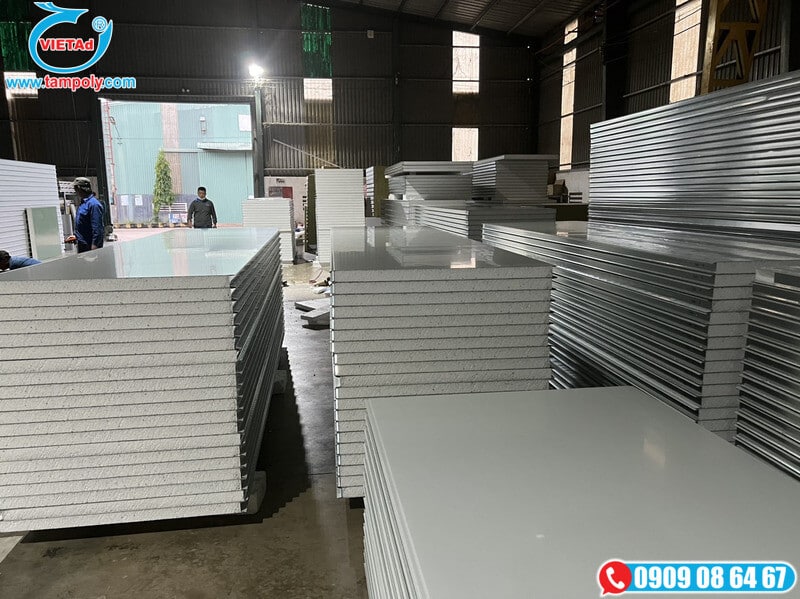 Panel Cach Nhiet Han Quoc 1