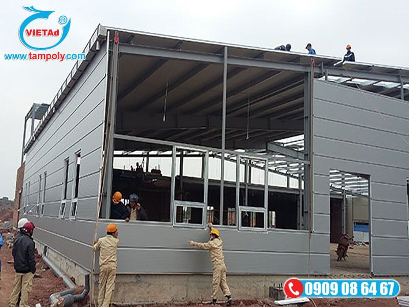 thi công tấm panel cho nhà xưởng công nghiệp