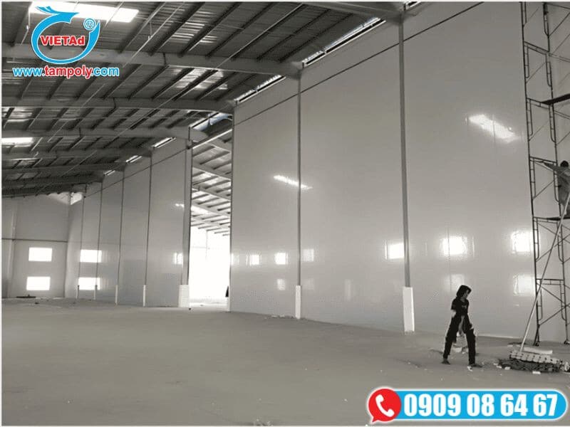 Thi công tấm vách ngăn EPS quy mô lớn cho nhà xưởng – cách nhiệt, cách âm, lắp đặt nhanh
