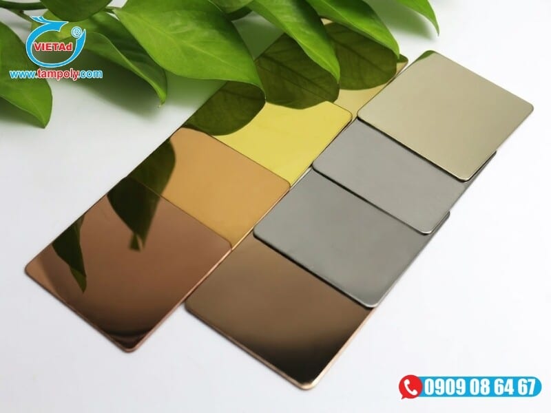 Kiểm tra kỹ mác thép, độ dày và màng phim bảo vệ (Laser Film) của tấm inox màu trước khi tiến hành gia công