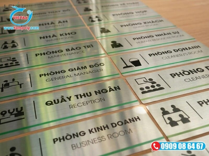 Biển hiệu công ty và chữ nổi 3D và bảng tên inox màu thu hút mọi ánh nhìn nhờ độ bóng sáng 