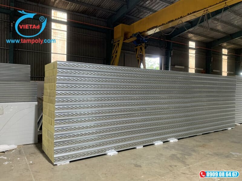 Tam Panel Rockwool Gia Re