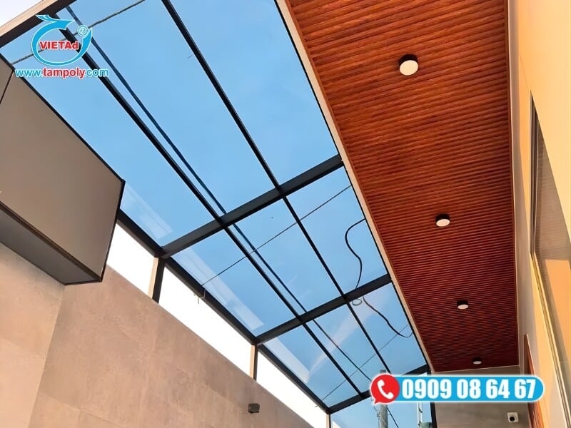 Tấm lơp poly solarlite được ưa chuộng nhờ khả năng lấy sáng tự nhiên