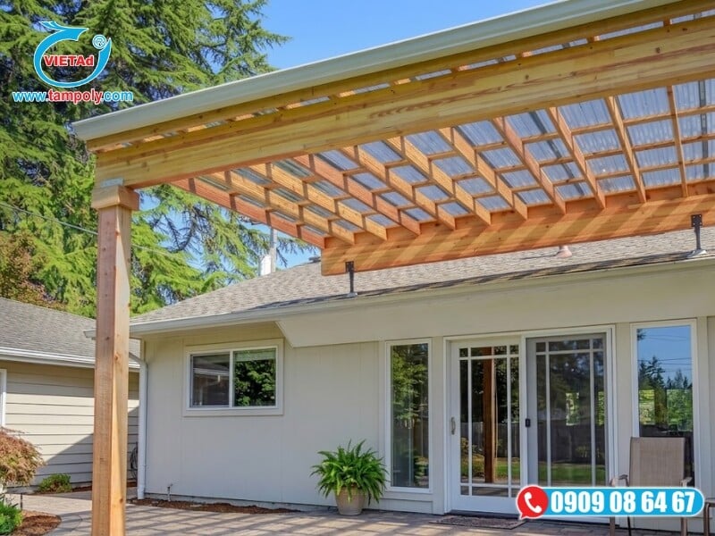 Vật Liệu Tấm QCV hướng dẫn lắp đặt và cố định vít đúng cách cho tấm lợp lấy sáng rỗng ruột Poly X-Lite