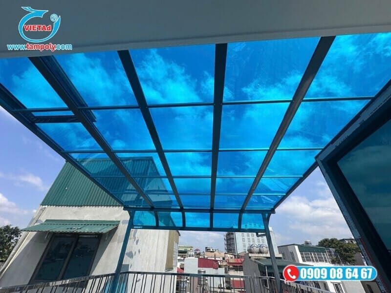 Tấm Poly đặc ruột chính hãng có chính sách bảo hành minh bạch