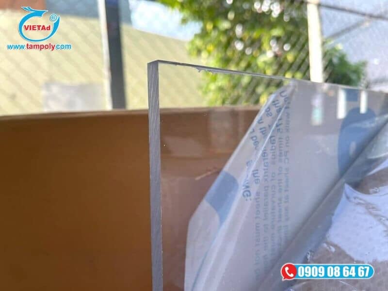 Tấm poly đặc trong suốt