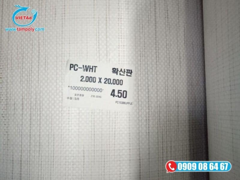 Độ dày và kích thước tiêu chuẩn giúp tấm poly tản sáng phù hợp với mọi công trình