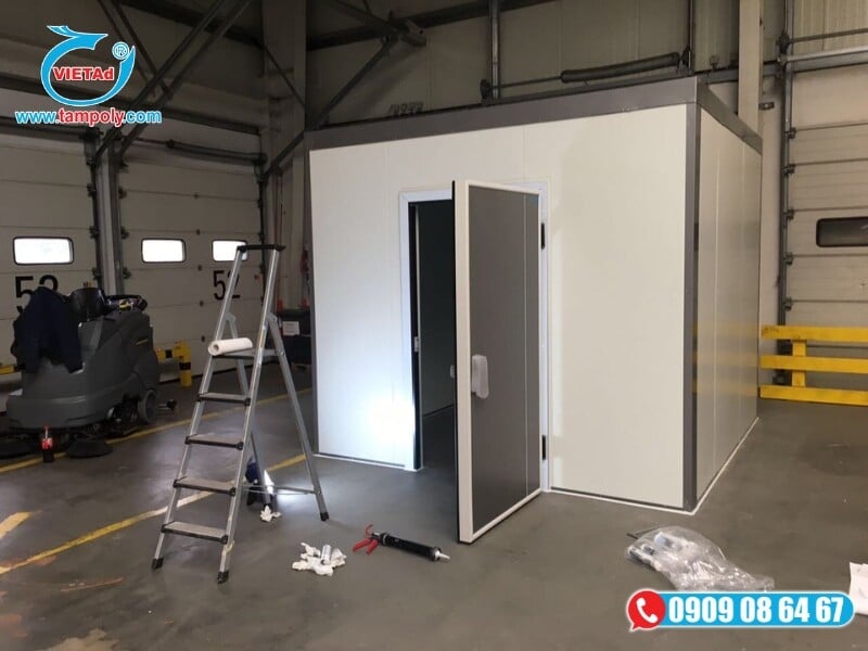 Quy trình thi công phòng lạnh thực phẩm 6 bước tại Vật Liệu Tấm QCV