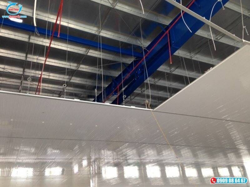 Thi Cong Tran Panel Eps