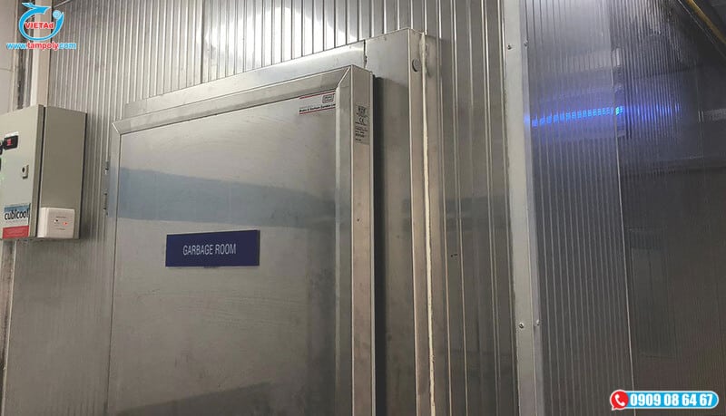 Ung Dung Tam Panel Inox