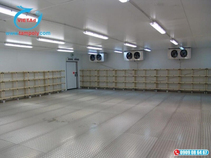 Ung Dung Thi Cong Panel Phong Lanh