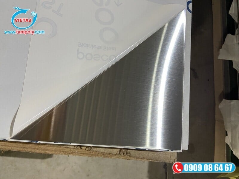 Tấm tấm inox 304 8mm sở hữu bền cơ học cao và khả năng chống biến dạng của tấm inox 304 dày 8mm trước ngoại lực lớn