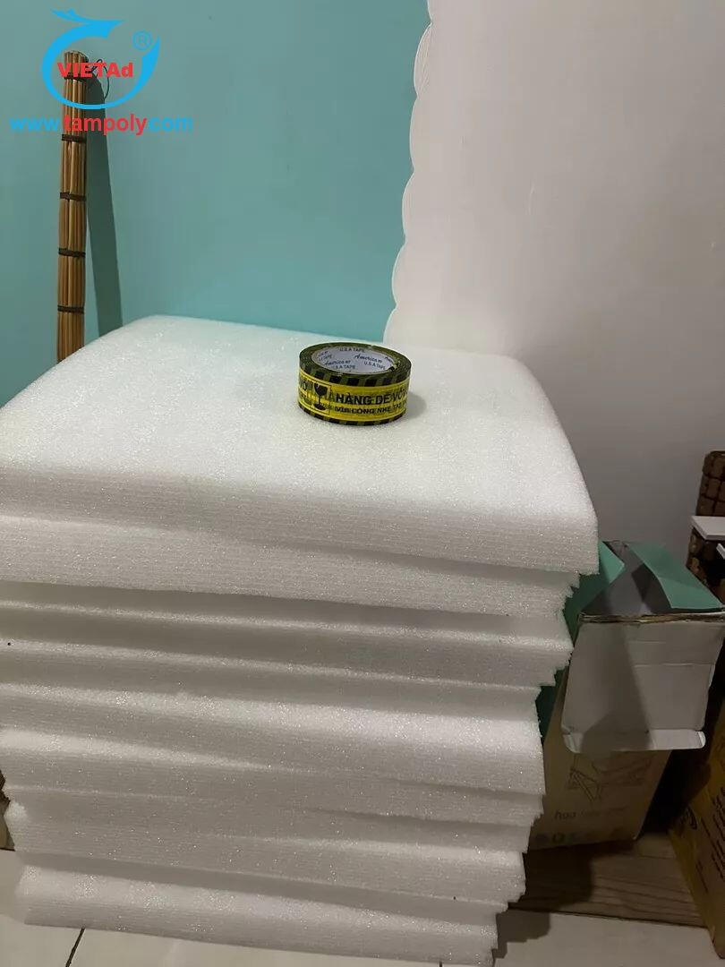 Vật Liệu Tấm Qcv Chuyên Cung Cấp Cuộn Pe Chất Lượng Cao.