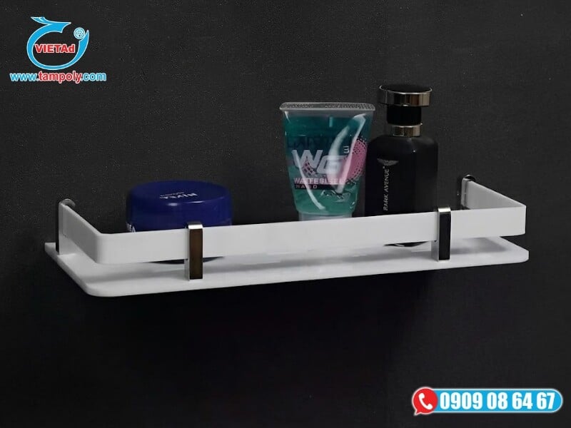 Tấm mica mờ trắng sữa được thiết kế làm kệ đựng sản phẩm.