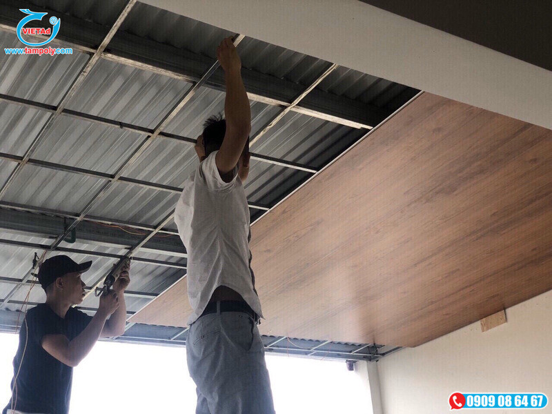 Su Khac Biet Giua Tam Nano Va Tam Pvc 9
