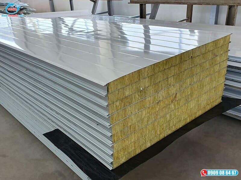 Loai Tam Panel Bong Khoang