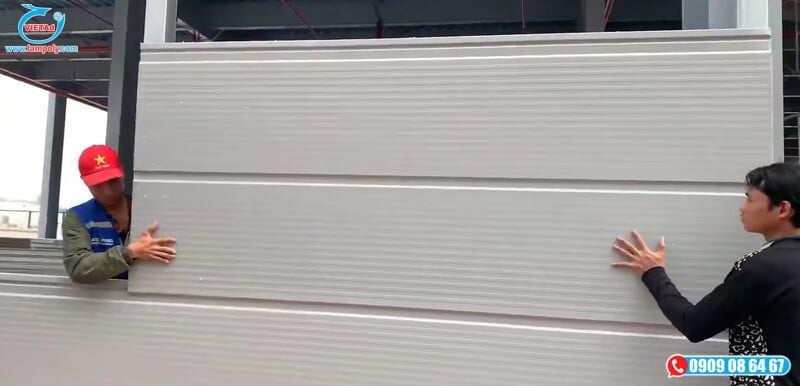 Tam Panel Su Dung Op Tuong Ngoai
