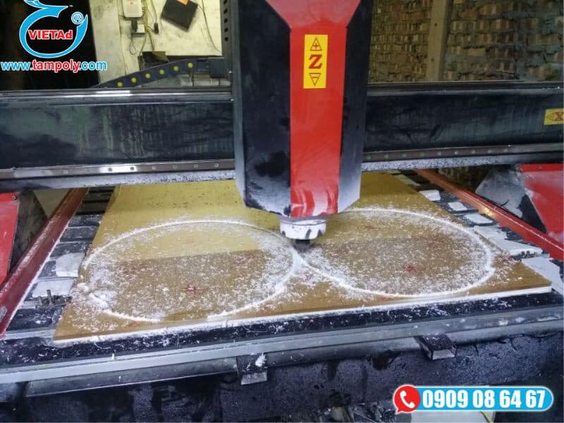 Gia công mica bằng công nghệ cắt CNC