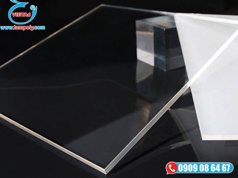 Tấm mica trong suốt