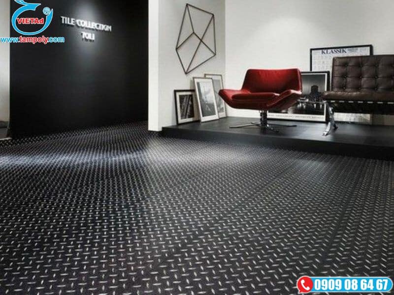 Lót sàn nhà bằng inox chống trượt 