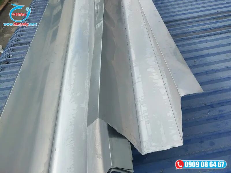 Máng xối thoát nước hình chữ U