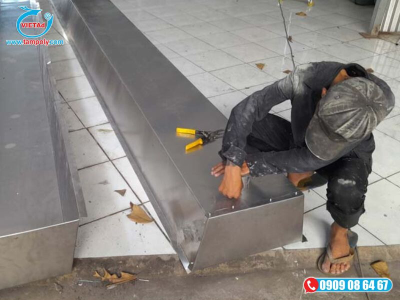 Quy trình gia công máng xối 