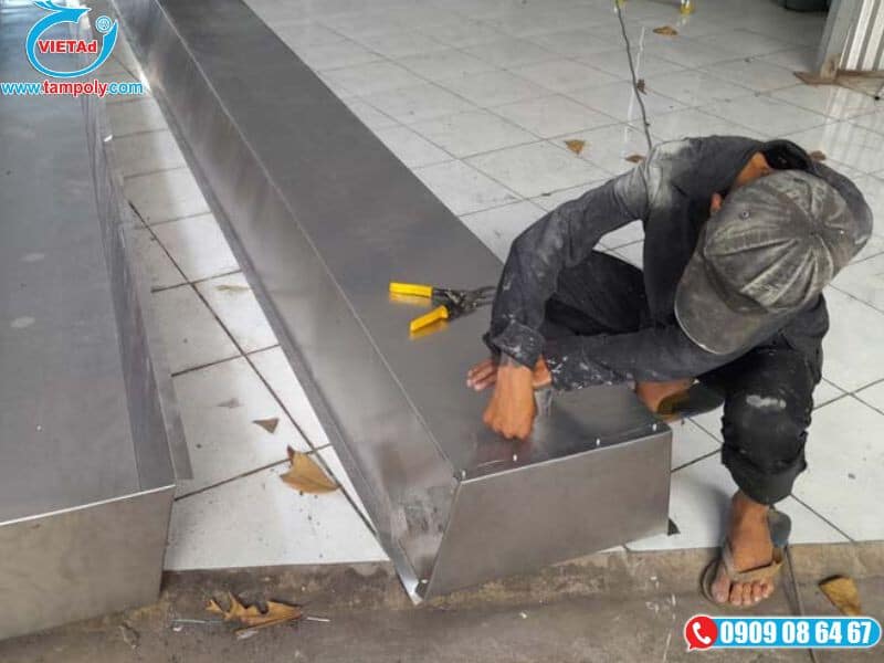 Quy trình gia công máng xối 