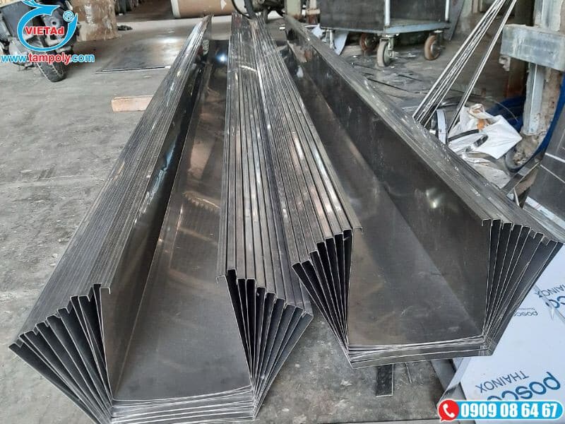 Máng xối Inox 201