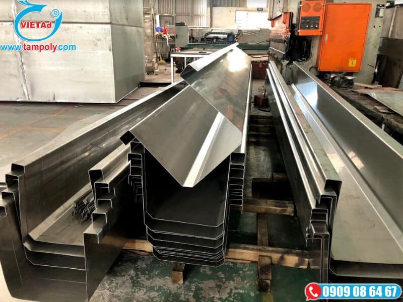 Cấu tạo của máng xối inox 