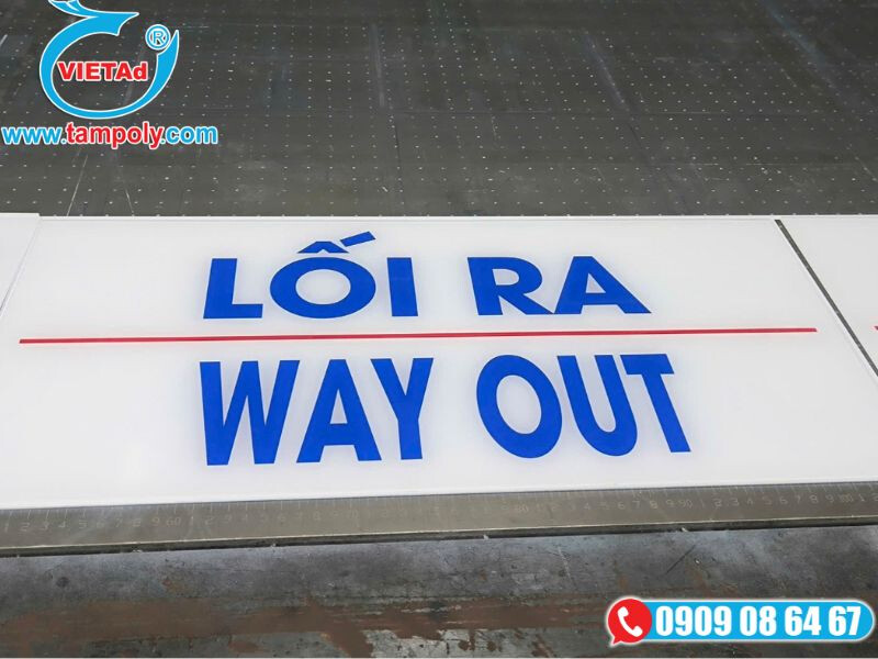 Mica sữa in UV làm bảng chỉ dẫn