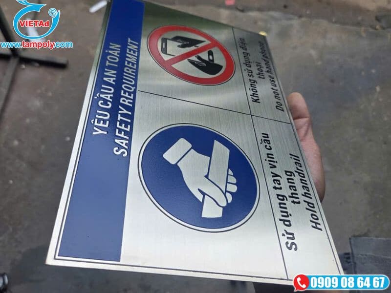 Tấm biển inox ăn mòn chỉ dẫn an toàn
