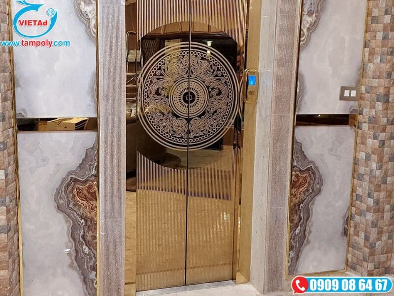 Công nghệ khắc laser lên tấm inox làm cửa thang máy 