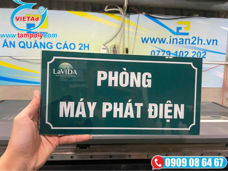 Bảng tên phòng chất liệu mica