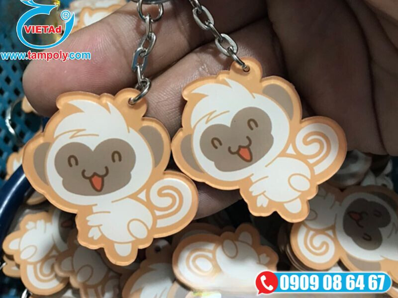 Móc khoá in hình con vật bằng chất liệu mica