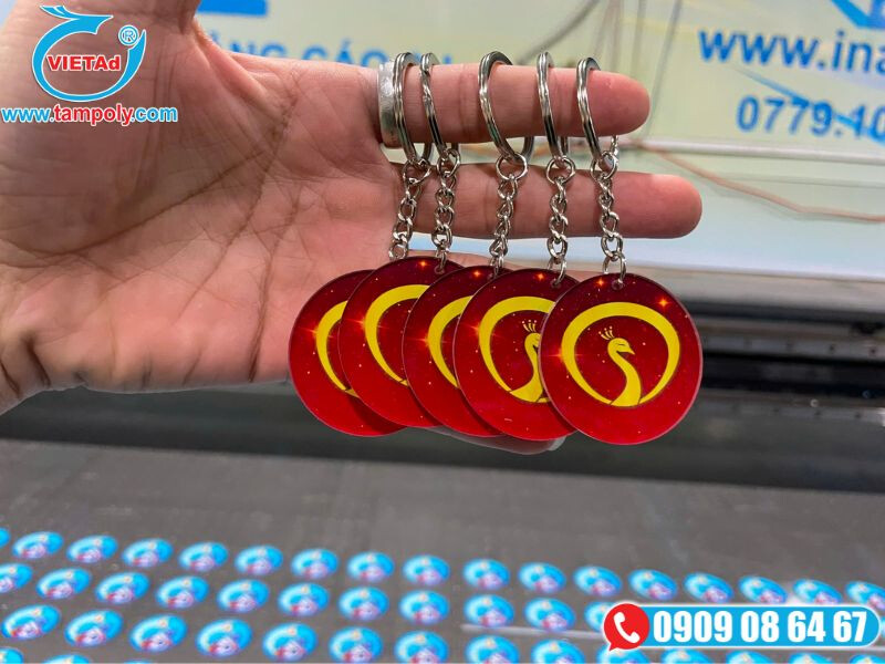 Móc khoá mica in UV màu sắc ấn tượng