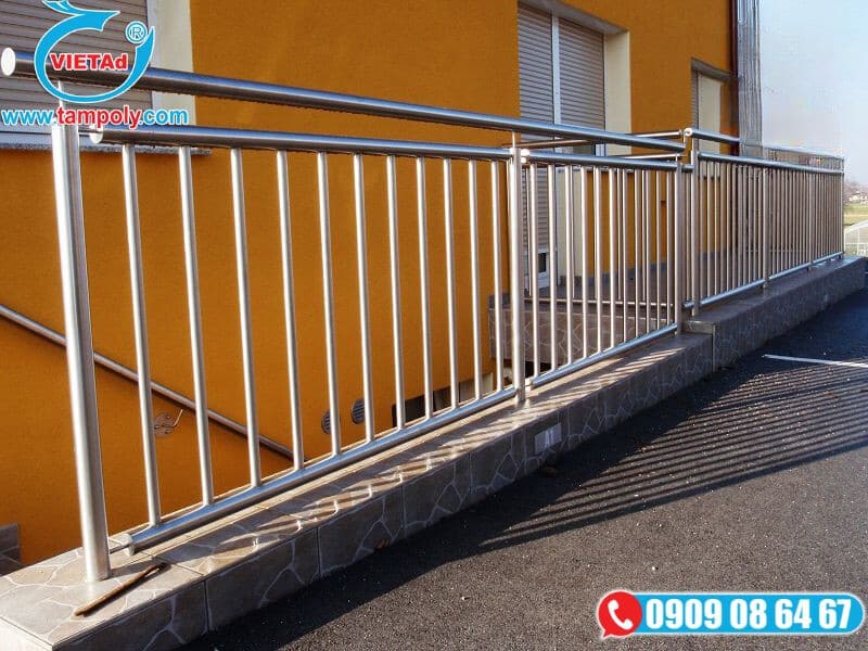 Tấm thép được sản xuất làm la can, cầu thang