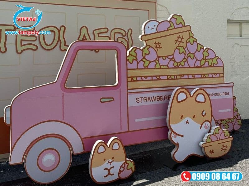 Mô hình backdrop trang trí, check in