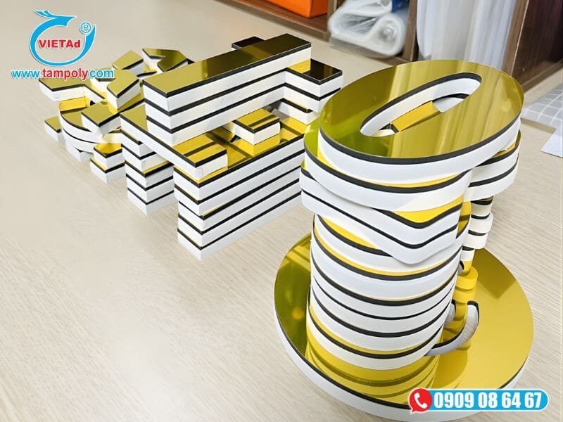 Chữ nổi đế foam mặt inox