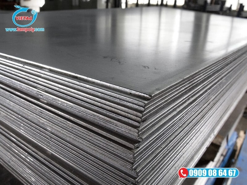 Inox tấm là một khối kim loại đặc chắc, bền bỉ và ổn định