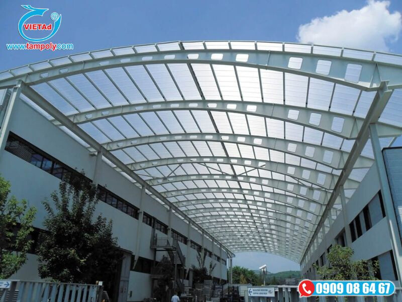 Những ưu điểm mà tấm poly mang lại