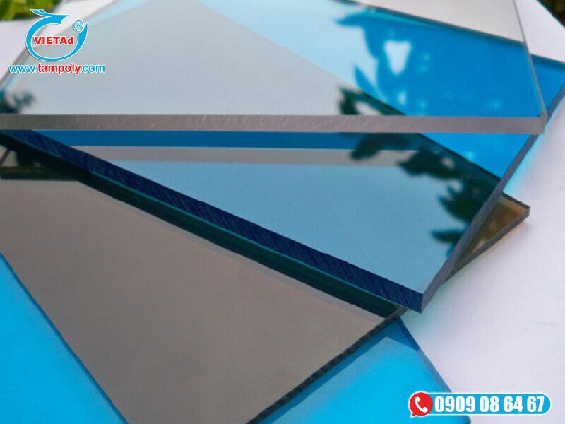 Tấm poly đặc ruột