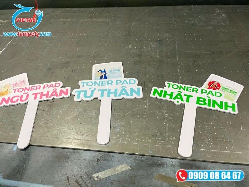 Hashtag cầm tay in uv cán foam 3li