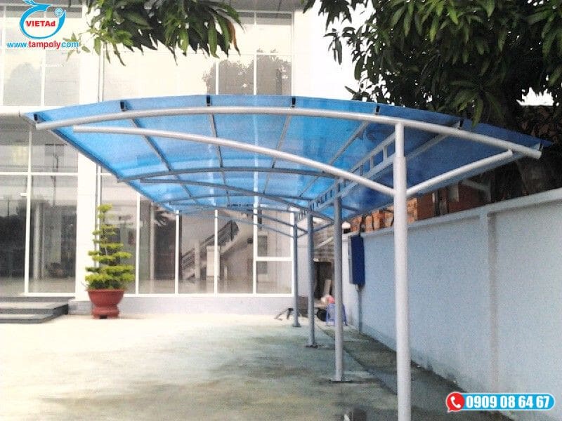 Tấm poly chống nóng gia công làm mái che nhà xe