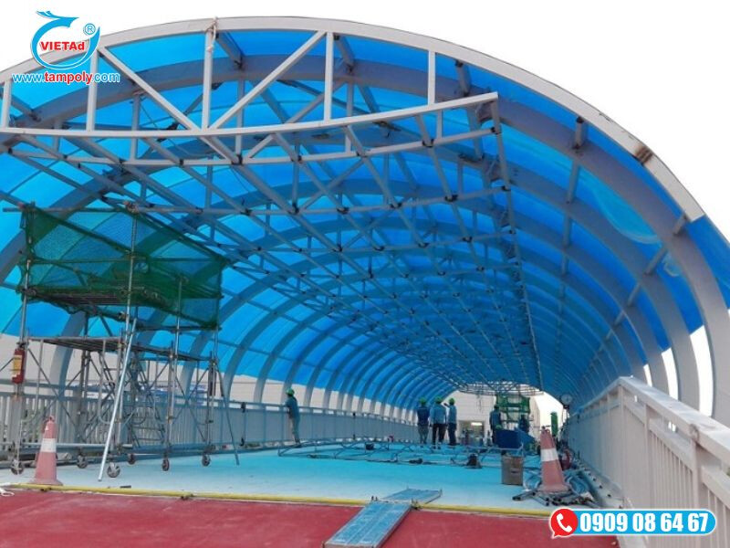 Thi công mái vòm che mát cho lối đi