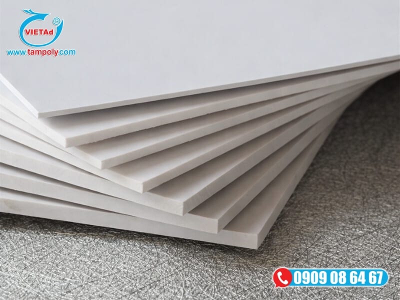 Với cấu tạo và đặc tính ưu việt cùng chi phí rẻ, tấm formex 8mm là vật liệu được sử dụng rộng rãi trong mọi lĩnh vực