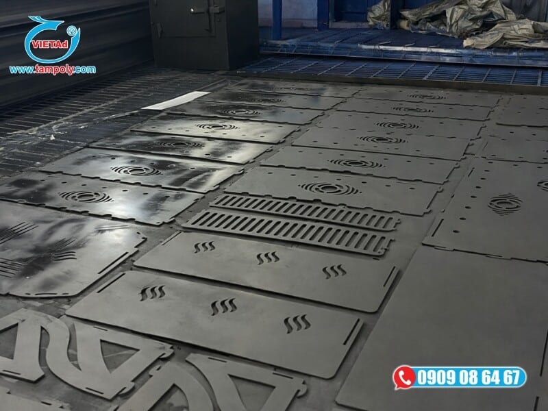 Gia công nhôm tấm CNC làm linh kiện máy móc, khuôn mẫu, logo thương hiệu tại Đà Nẵng