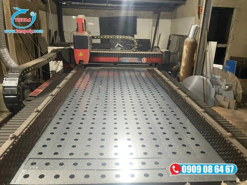 Dịch vụ gia công cắt lẻ nhôm tấm tại QCV được thực hiện bởi quy trình 4 bước nhanh chóng