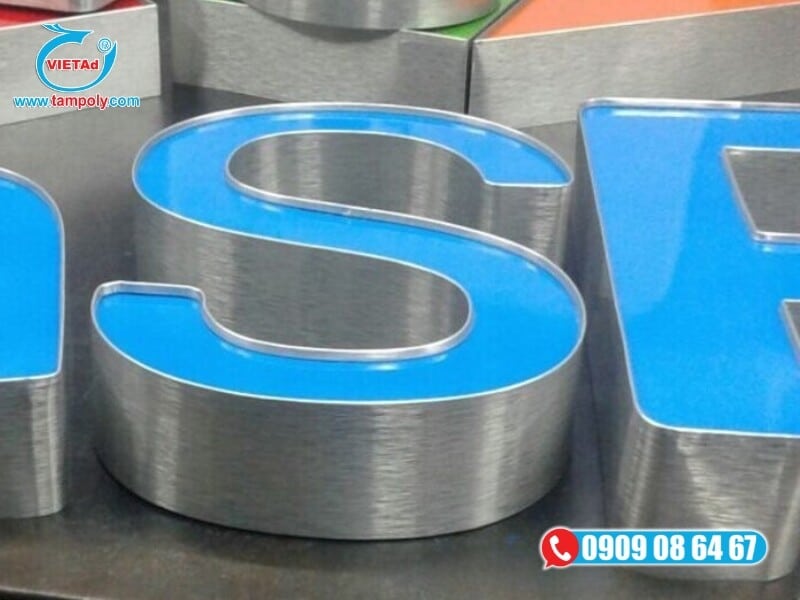 Nhôm tấm A1050 làm chữ nổi quảng cáo tại HCM