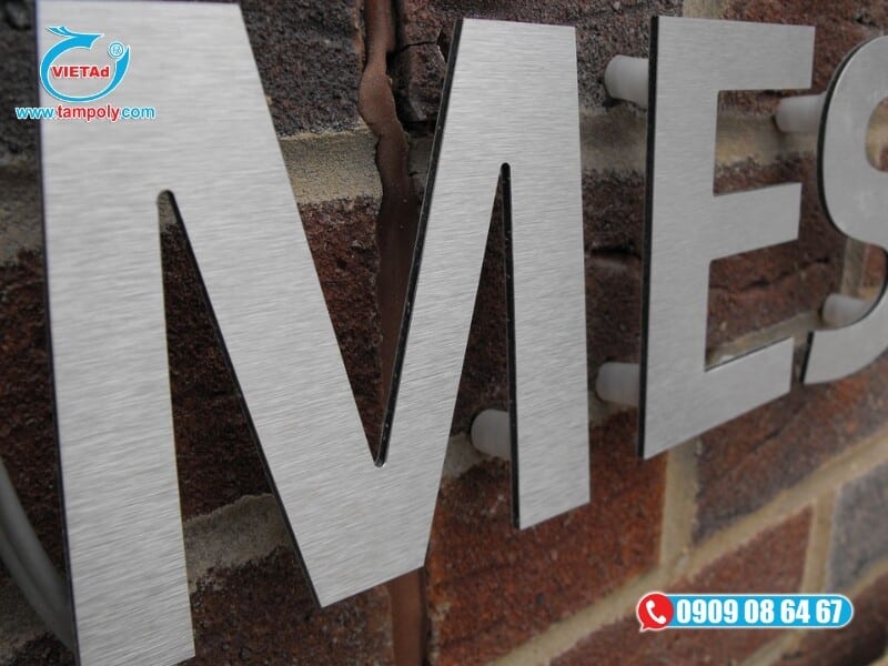 Nhôm tấm ứng dụng làm chữ nổi quảng cáo tại quận 11