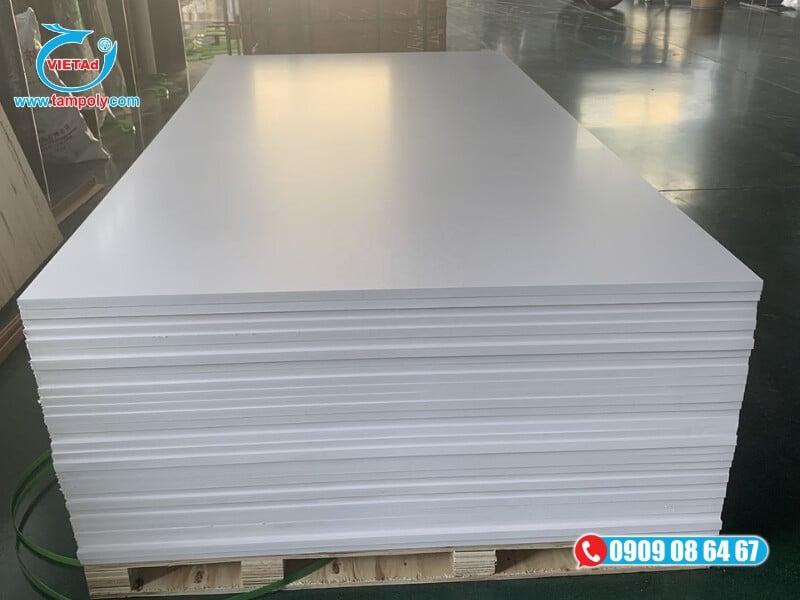 Vật Liệu Tấm QCV là xưởng chuyên cung cấp tấm formex 17mm chính hãng, hàng trong kho luôn mới và sẵn hàng số lượng lớn